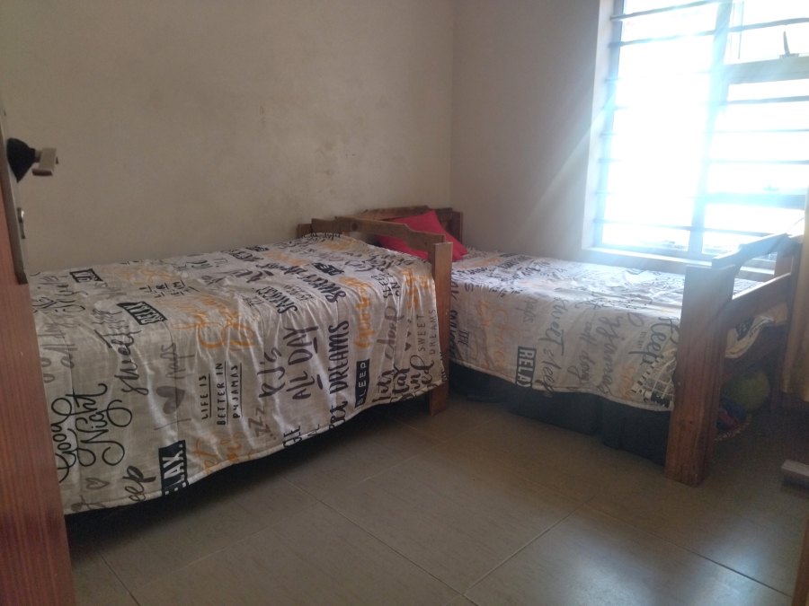 3 Bedroom Property for Sale in Silwood Heights Western Cape